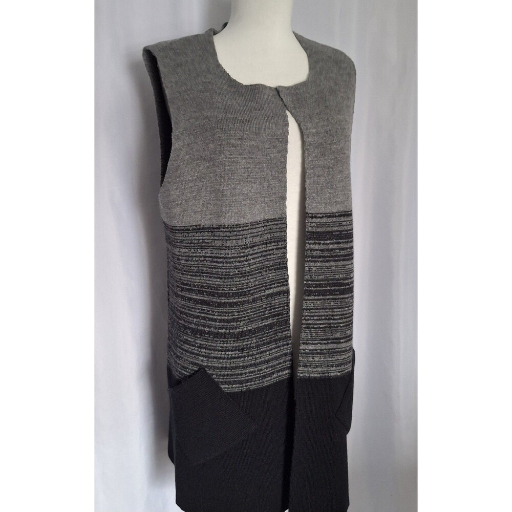 Cocogio Sweater Womens M Cardigan Vest Italy Made Merino Knit Minimalist pockets